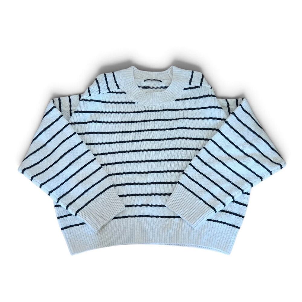 Tahari Striped Crewneck Knit Sweater. Sz L